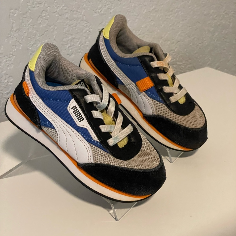 Puma Future Rider Size 7C